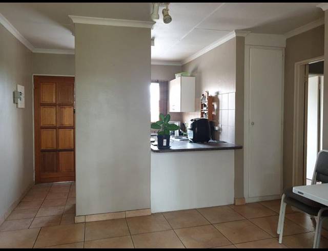 1 BEDROOM APARTMENT FOR SALE IN RIETVALLEIRAND